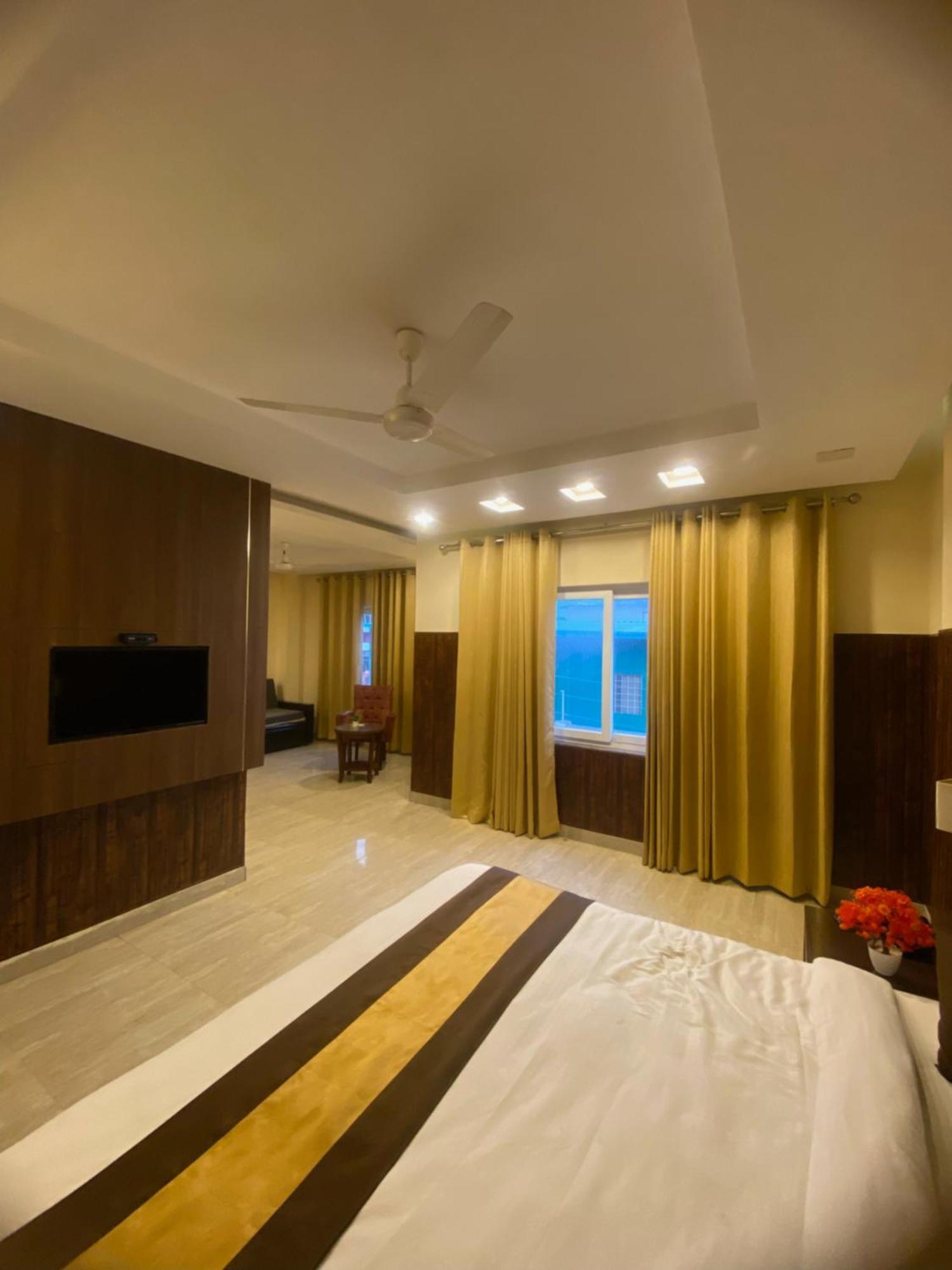 Mj Hills Rishikesh Hotel Ngoại thất bức ảnh
