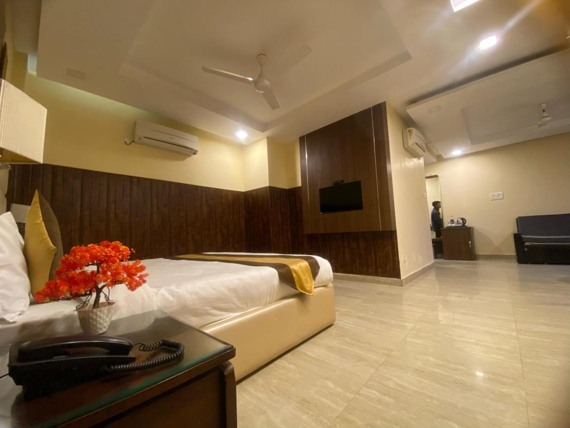 Mj Hills Rishikesh Hotel Ngoại thất bức ảnh